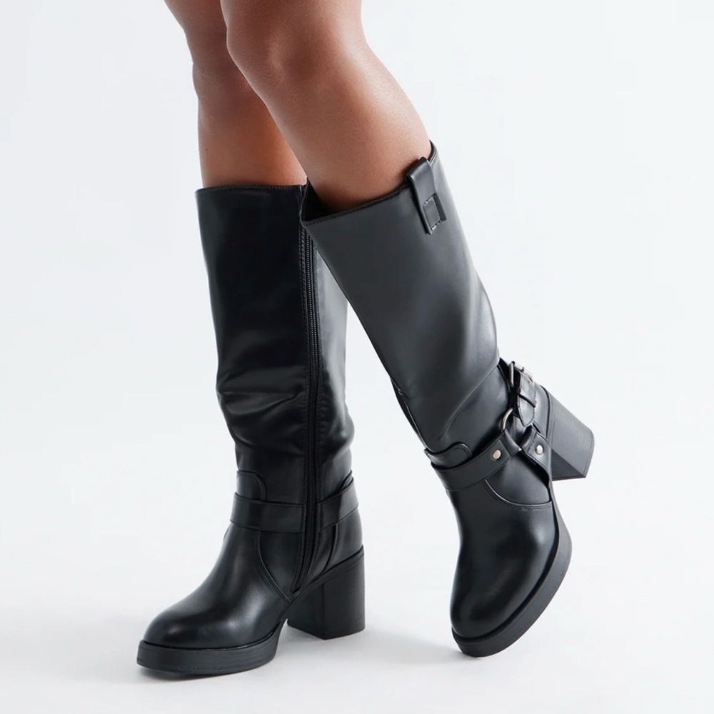 Fashion Nova Black Heeled Boots